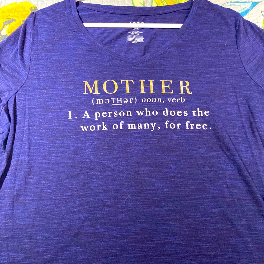 V neck tee